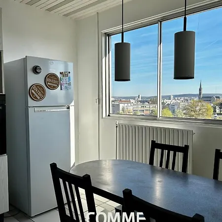 Spacieux Pour 8, Parking Inclus Apartment *
